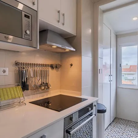 Campo De Ourique Charm By Lovelystay Apartment